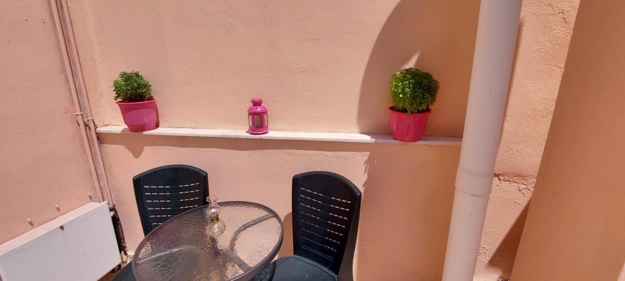 Anastacias Apartment Artemida  Zewnętrze zdjęcie
