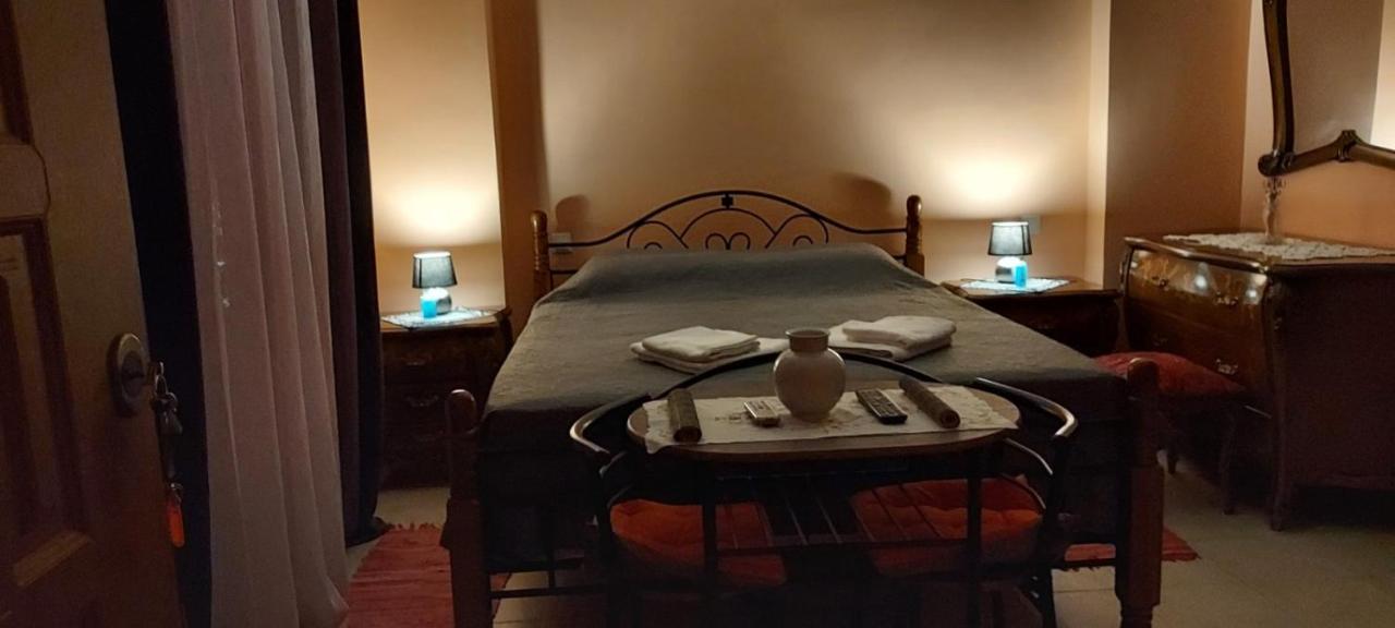 Anastacias Apartment Artemida  Zewnętrze zdjęcie